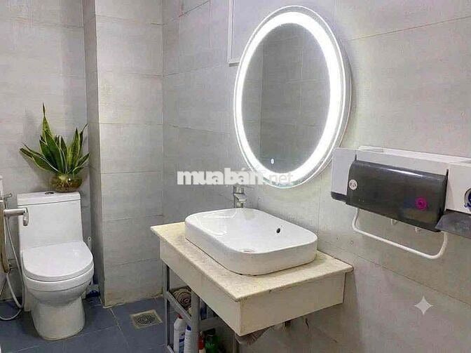 NHÀ 1T2L FULL NỘI THẤT 3PN 2WC SÂN ĐẬU OTO HBP TĐ