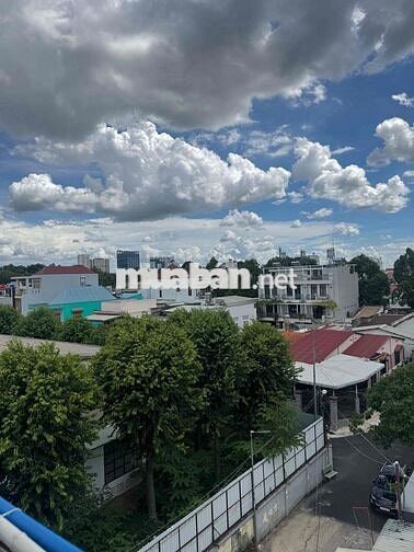Bán nhà gần đại học Thủ dầu một