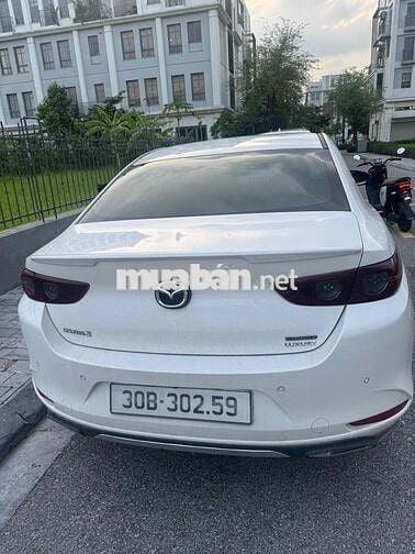 Mazda Mazda 3 Luxury Trắng 12000 km