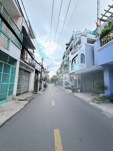GIẢM 1.5 TỶ- CÒN 11.3 TỶ-Nhà MỚI ở ngay-MTKD Hồng Lạc,CHợ VẢi Tân Bình
