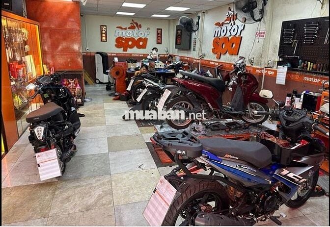 TUYỂN NHÂN VIÊN CHĂM SÓC KHÁCH HÀNG (TRỰC FANPAGE)