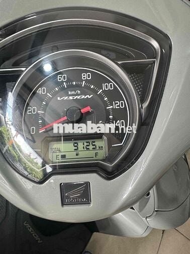 Honda Vision 2024 Xám xi măng 9000 km
