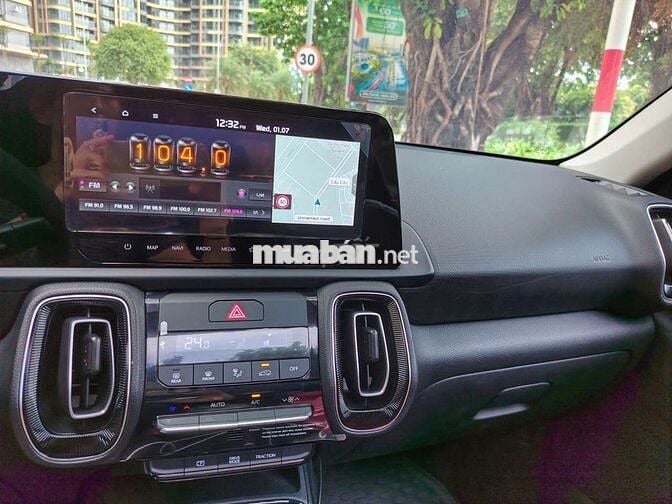 KIA SONET Premium 2024 Đỏ 13.000 km