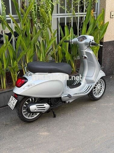 Piaggio Vespa Sprint 125 Iget ABS Bạc