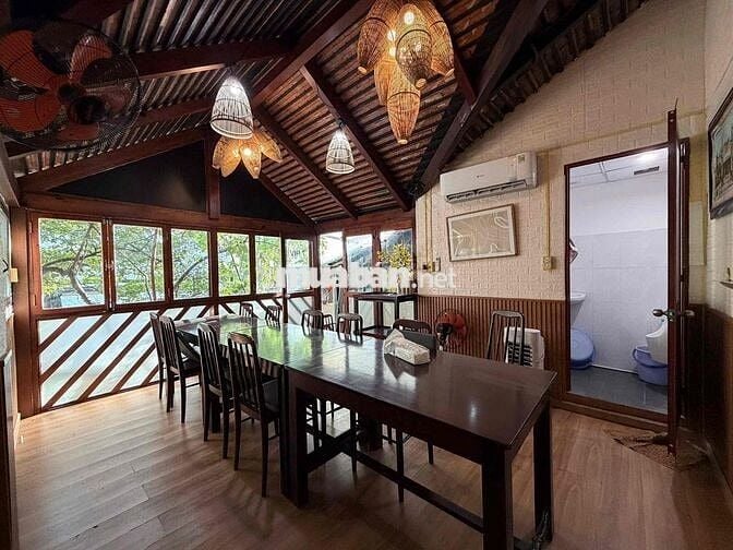 Cho Thuê MBKD - Trệt Lửng - 250m2 - Ngay Chợ Bến Thành Quận 1