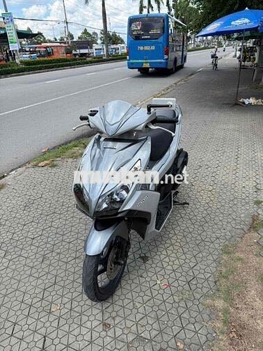 Honda Air Blade Bạc