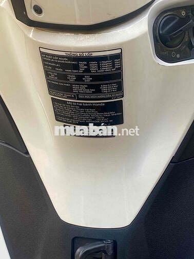Honda SH Trắng Việt Nam