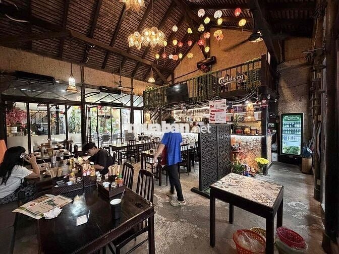 Cho Thuê MBKD - Trệt Lửng - 250m2 - Ngay Chợ Bến Thành Quận 1