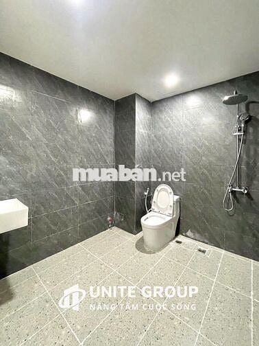 Hiếm!!!1n1k ô tô đỗ cửa, full nội thất mới tinh tại trung tâm Cầu Giấy