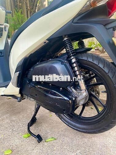 Honda SH Trắng Việt Nam