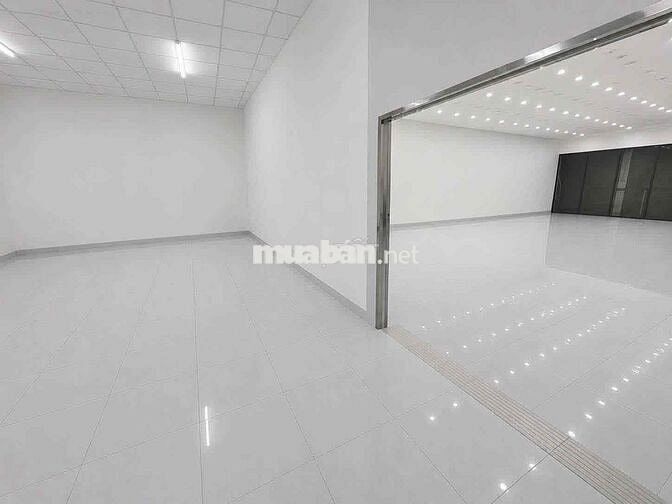 Cho Thuê Nhà Mặt Tiền Kinh Doanh 5000m2 ngã 6 trung tâm Thủ Dầu Một