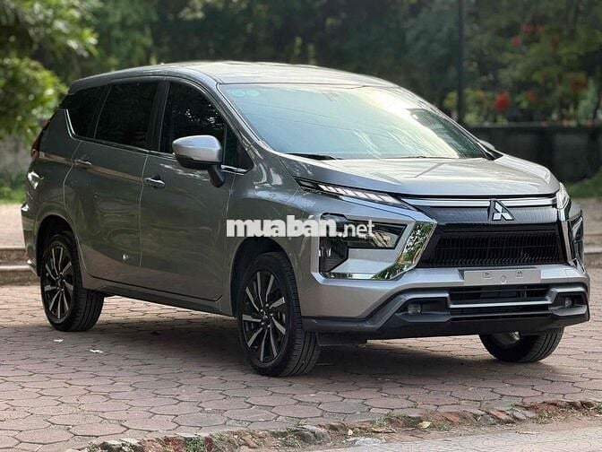 Mitsubishi Xpander Premium 2025 Bạc 5000 km