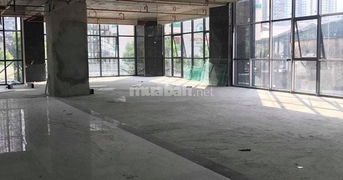 HOT! MBKD Chân Đế Lê Văn Lương 260m2*Tầng1, giá 150tr/th, thuê thẳng