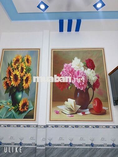 Cần bán căn nhà gần trường học các cấp, bệnh viện, chợ.