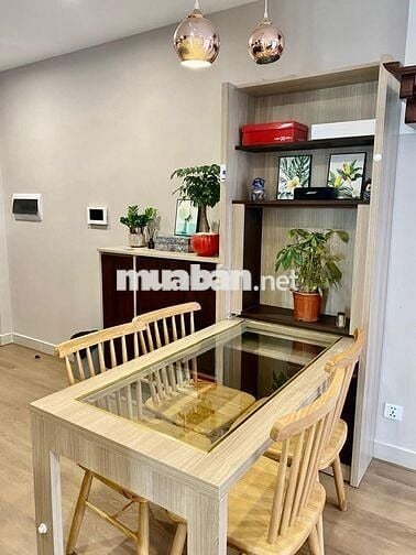 Bán nhanh căn hộ 3n2vs 80m2 tặng full nội thất giá chỉ 4 tỷ 650rr