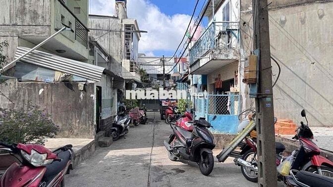 Chủ ngộp cần bán gấp nhà Chiến Lược- Tỉnh lộ 10