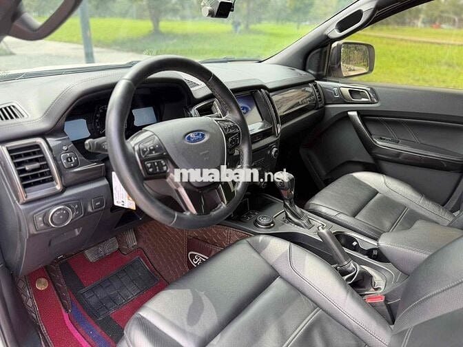 Ford Everest 4X4 2019 Trắng 120.000 km