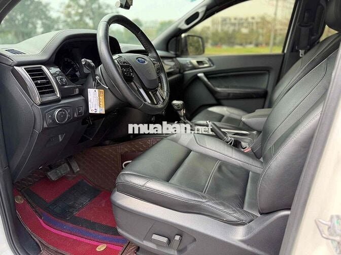 Ford Everest 4X4 2019 Trắng 120.000 km