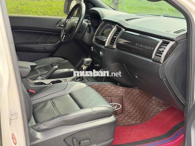 Ford Everest 4X4 2019 Trắng 120.000 km