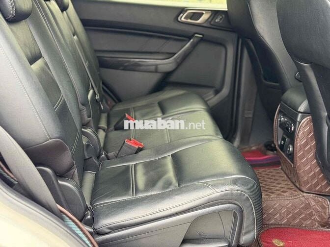 Ford Everest 4X4 2019 Trắng 120.000 km