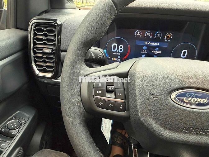 Ford Everest Titanium 4x2 SX 2024 Xám 18.000km