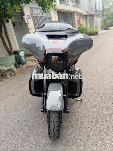 Harley Davidson CVO Street Glide 117 ABS 2018 Xám