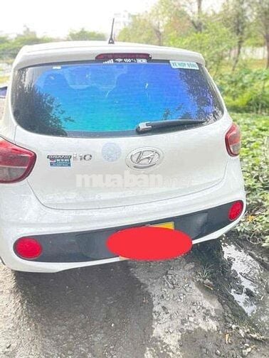Hyundai Grand i10 Trắng 5 chỗ