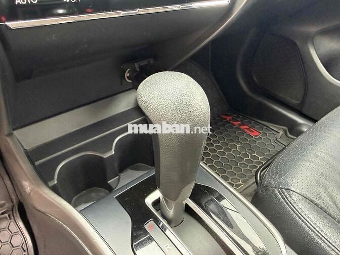 Honda City 1.5 TOP 2018 Trắng 70000 km