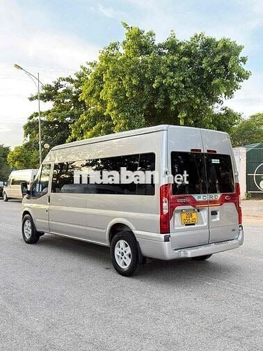 Ford Transit 2018 Ghế Âu Bạc
