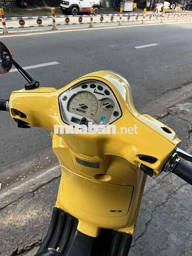 Piaggio Vespa LX 125 2012 Vàng