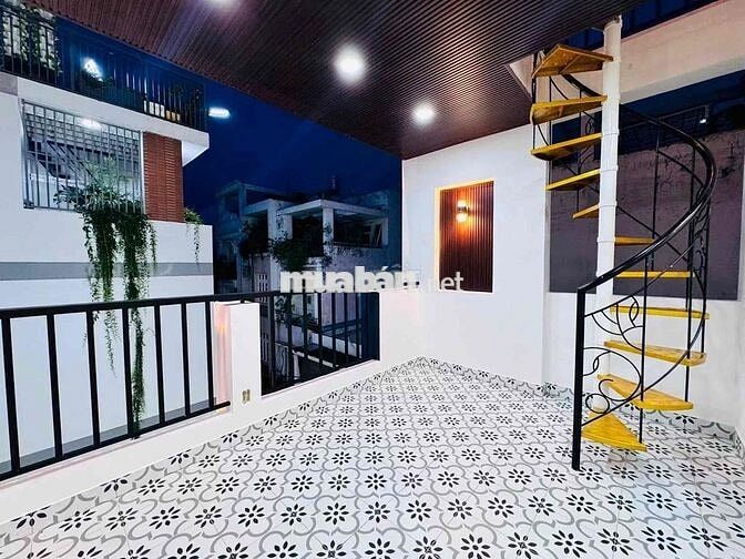 Nhà Mới Có Thang Máy, Hẻm Xe Hơi, Trung Tâm Phú Nhuận