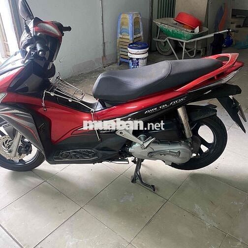 Honda Air Blade Đỏ đen tiết kiệm xăng