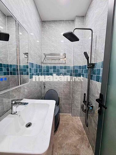 Nhà Mới Có Thang Máy, Hẻm Xe Hơi, Trung Tâm Phú Nhuận