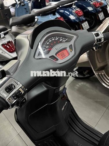 Piaggio Vespa Sprint 150 ABS 2025 Xám 1500km