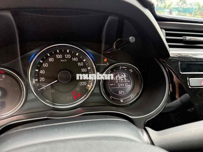 Honda City 1.5 TOP 2018 Trắng 70000 km