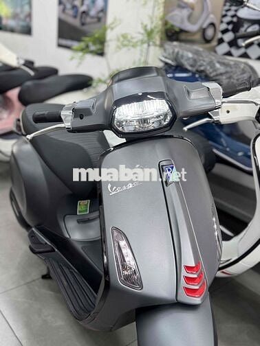 Piaggio Vespa Sprint 150 ABS 2025 Xám 1500km