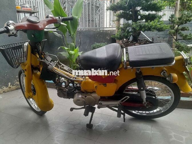  Cub Vàng Máy kêu chạy bình thường  2tr600 tư hiểu