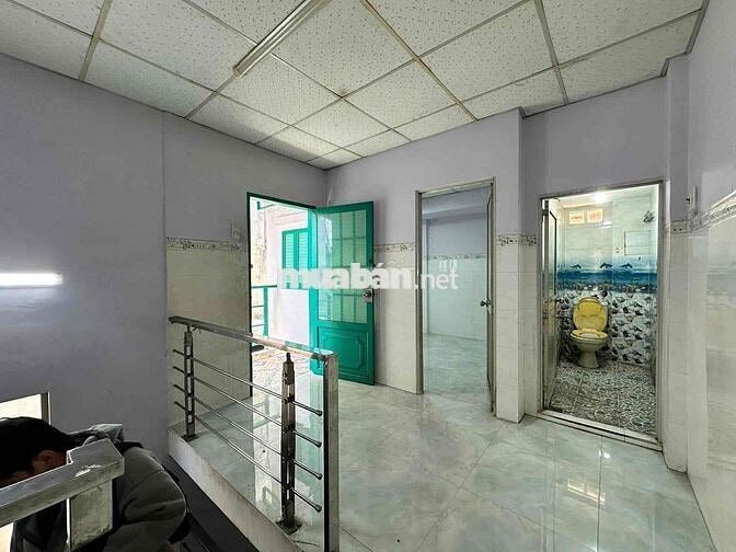 Nhà Nguyên Căn - 2pn - 2 wc - 1 pk lớn - 1 nhà bếp thoáng
