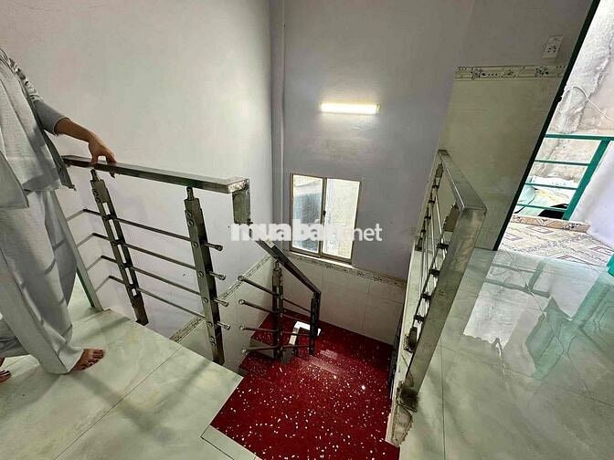Nhà Nguyên Căn - 2pn - 2 wc - 1 pk lớn - 1 nhà bếp thoáng