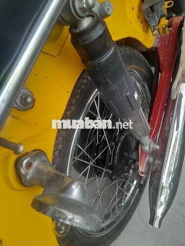  Cub Vàng Máy kêu chạy bình thường  2tr600 tư hiểu