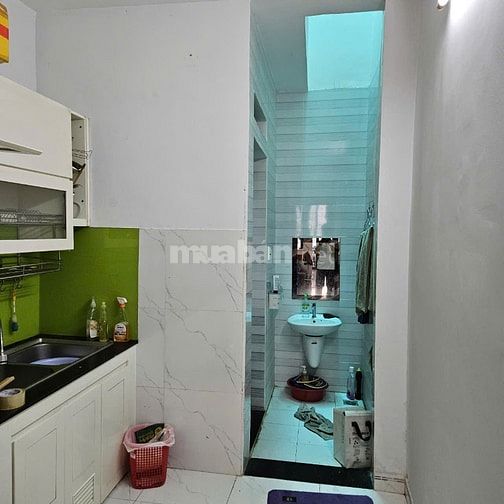 CHÍNH CHỦ CHO THUÊ TẦNG TRỆT NHÀ MỚI, HẺM XE HƠI GẦN BÀ CHIỂU