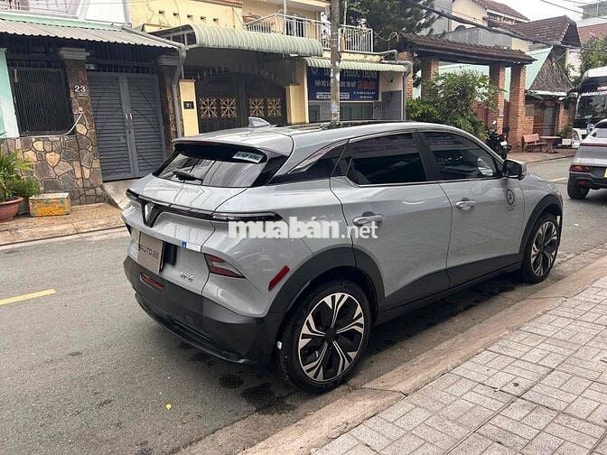 VinFast VF6 Plus 2026 Xuất Mỹ Xám 11.000 km
