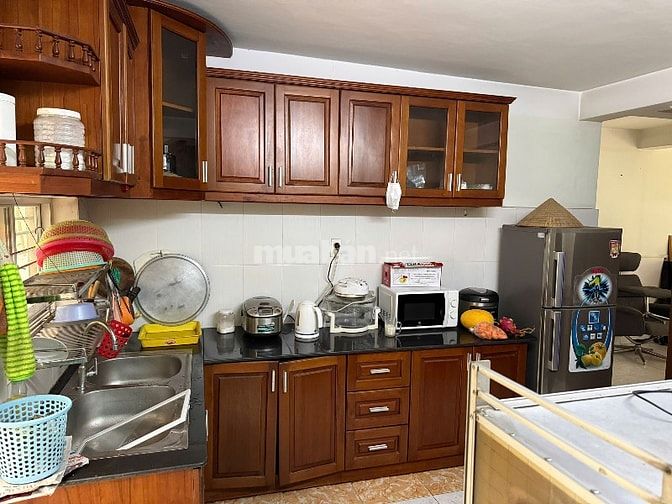 Nhà MT Hát Giang - Khu Sân Bay 10,7x17,6 -3 tầng tiện xây Hầm 7 lầu