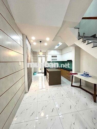 Nhà Đẹp Tân Phú – Sát Mặt Tiền Kinh Doanh, Full Nội Thất, Chỉ Nhỉnh 7