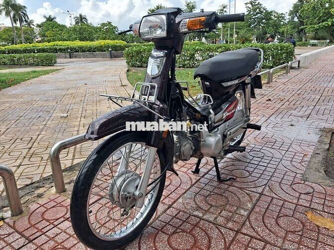Dream Thái 1992 bán chưa đủ tiền dọn