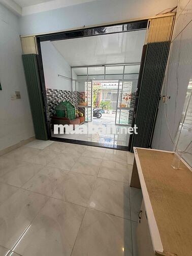 nhà thuê Bùi tư toàn an lạc bình Tân DT 128m giá 8tr5