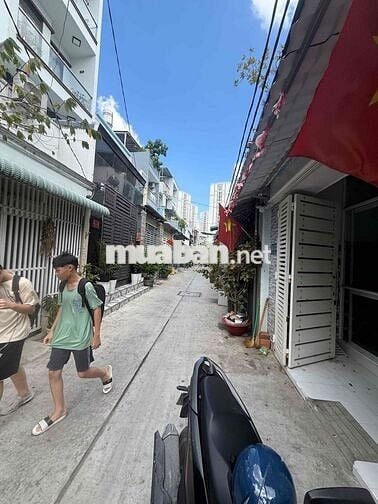 nhà thuê Bùi tư toàn an lạc bình Tân DT 128m giá 8tr5