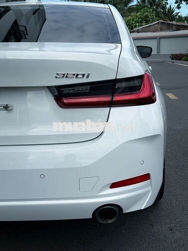 BMW 3-Series Sportline 2024 Trắng 32.000 km