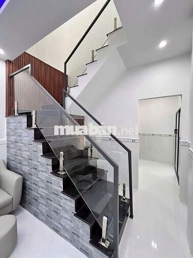 100% thổ cư. Nhà 28m2 đường TTH14 gần Bệnh Viện Q12. Giá 1,29 tỷ có tl