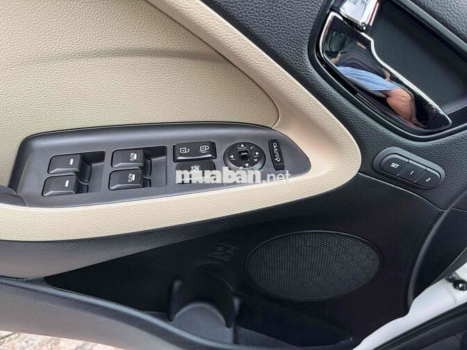 Kia Cerato 2018 1.6 AT - 72000 km